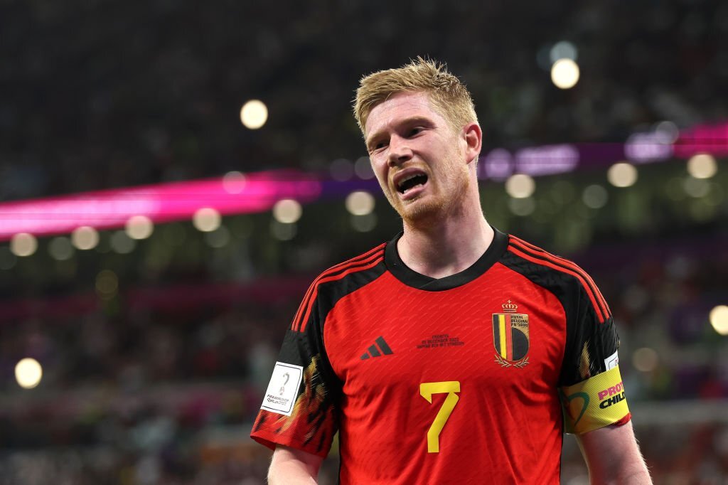 Hàng thủ Croatia đứng hình trước mộc vương Lukaku 7